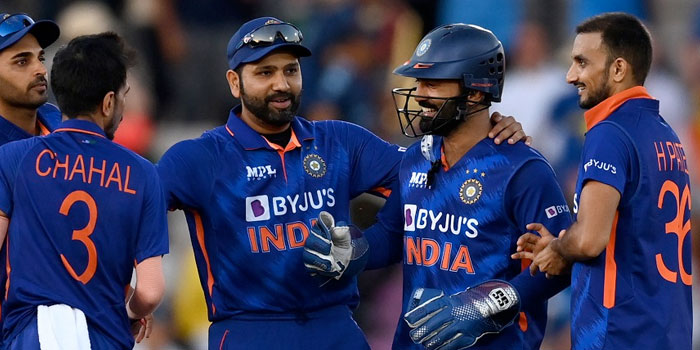 Dinesh-Karthik